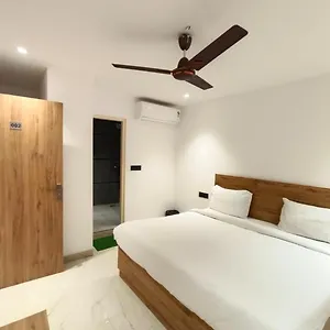 Hotel Star Delhi -free Airport Pickup New Delhi