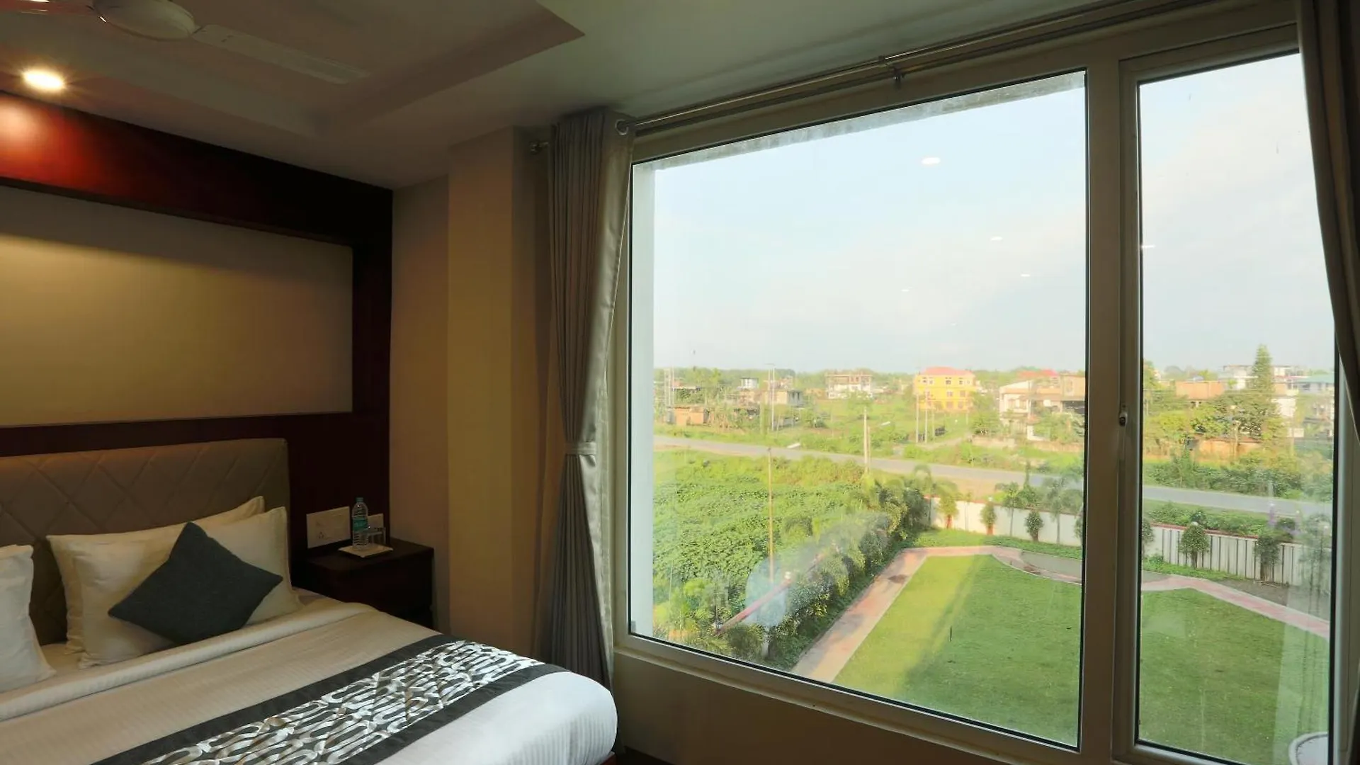 Hotel Silky Igi Airport Delhi New Delhi