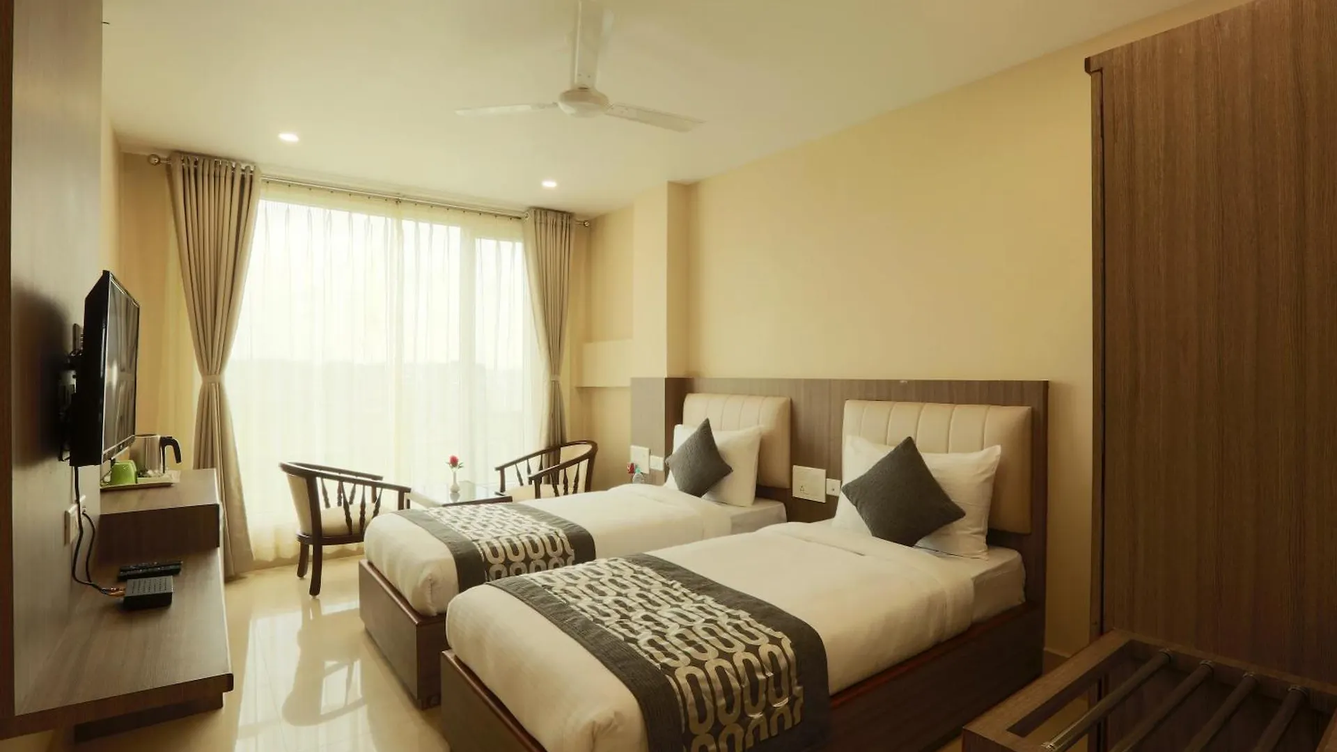 Hotel Silky Igi Airport Delhi New Delhi 4*,  India