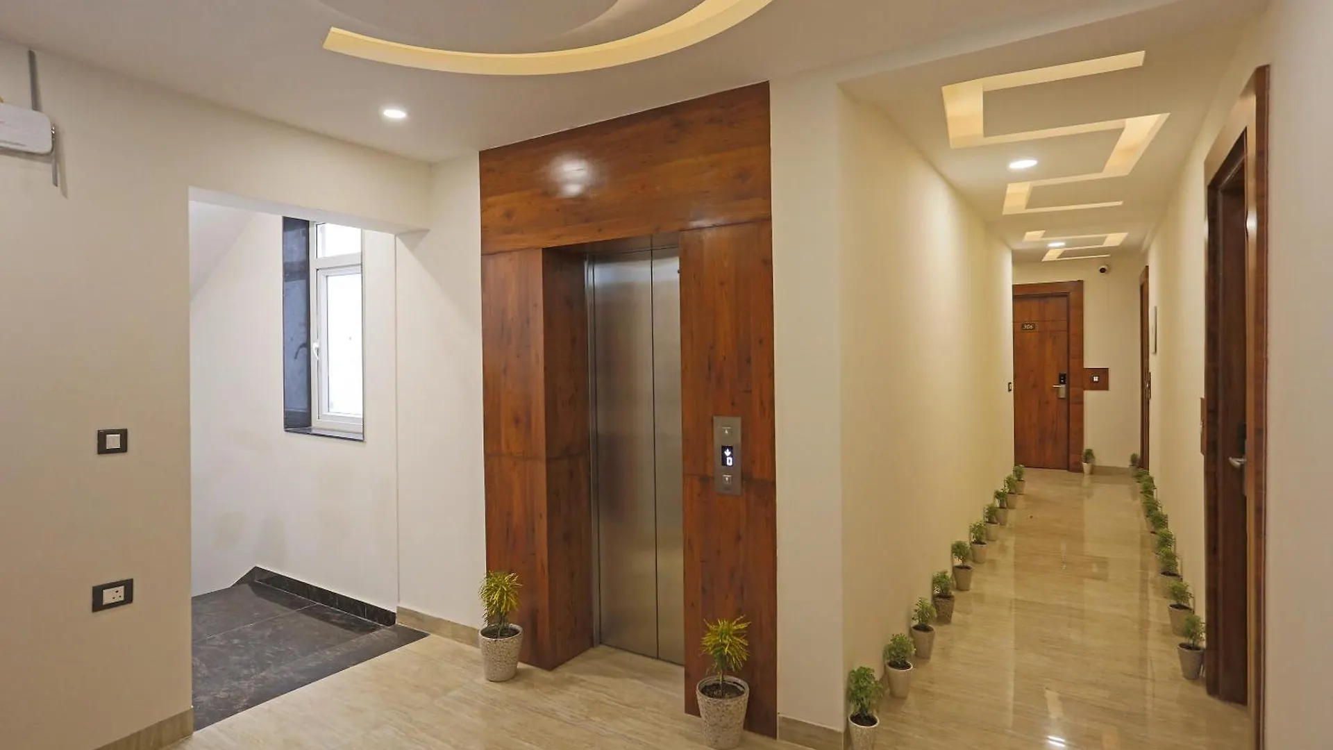 Hotel Silky Igi Airport Delhi New Delhi